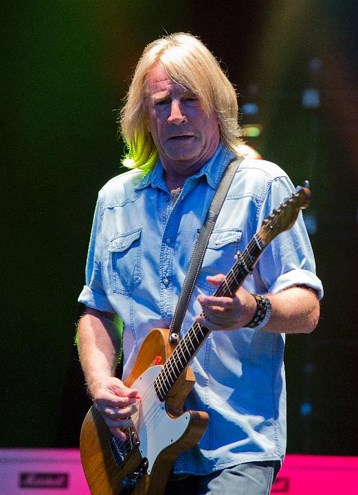 Status_Quo_Rick_Parfitt_2.jpg